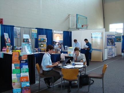 2008-July Goldschmidt Exhibit Setup SRC